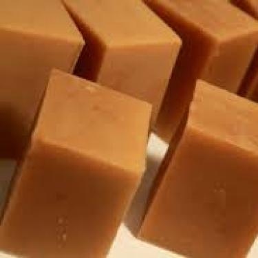 Doce de leite em pedaços